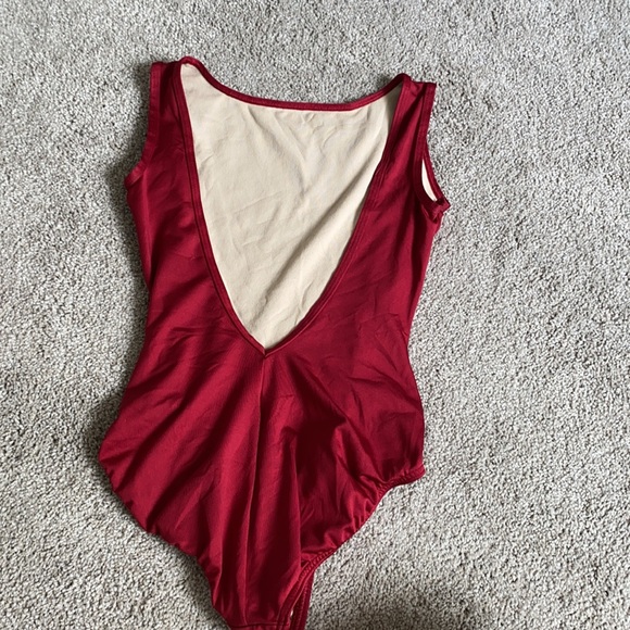 Natalie leotard - Picture 2 of 2